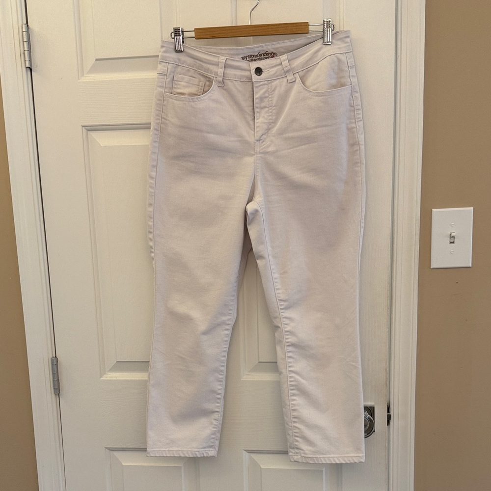 Women with Control Cropped Jeans